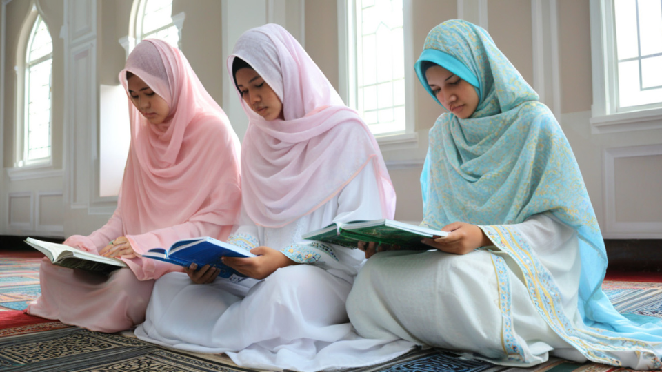 10 Persiapan yang Harus Dilakukan Sebelum Memasuki Bulan Suci Ramadhan