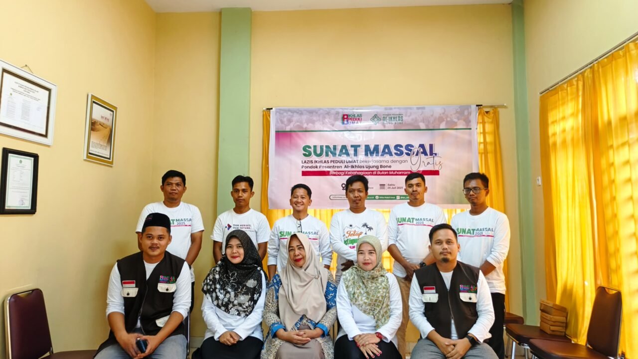 Lazis IPU Bersama Ponpes Al-Ikhlas Ujung & UPT Puskesmas Dua Boccoe Gelar Sunat Massal Gratis untuk Masyarakat
